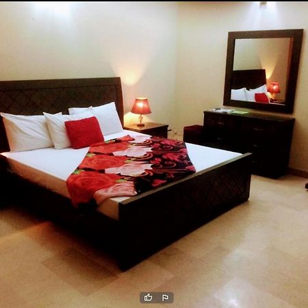 Royal Galaxy Bed & Breakfast Islamabad - For Families Only Zewnętrze zdjęcie